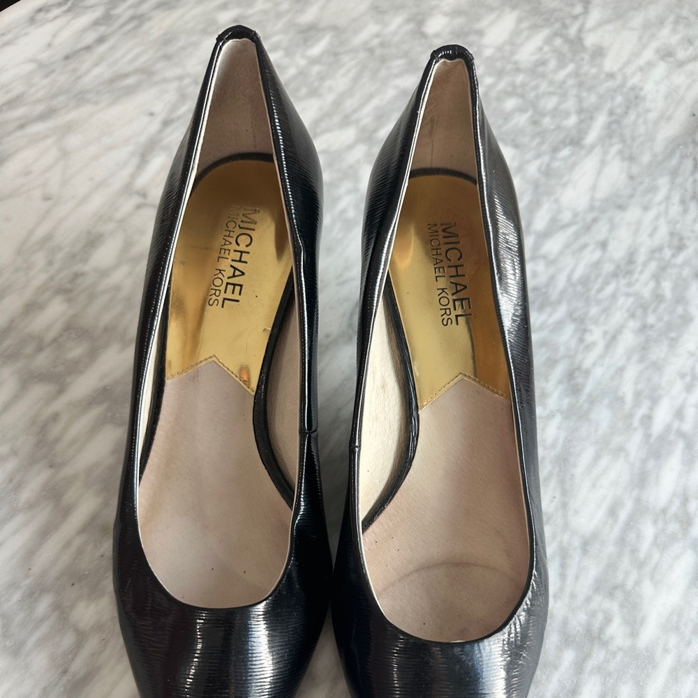 Michael Kors Black Patent Leather Pointed Low Kitten Heels - Picture 11 of 11